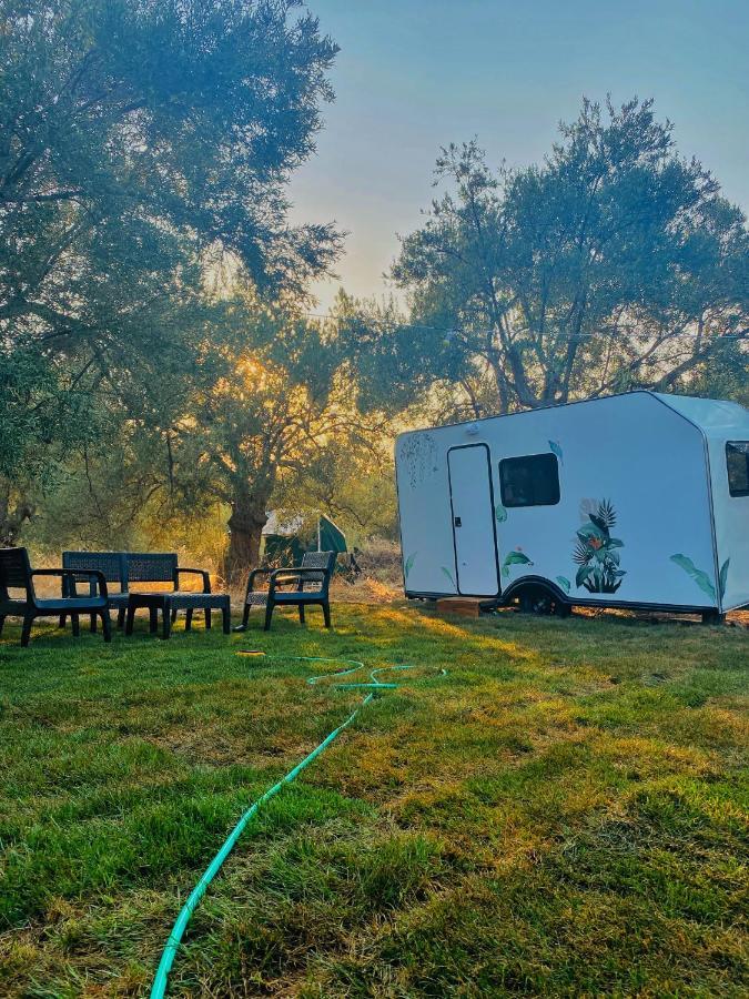 Bademli Caravan Garden Dikili Esterno foto